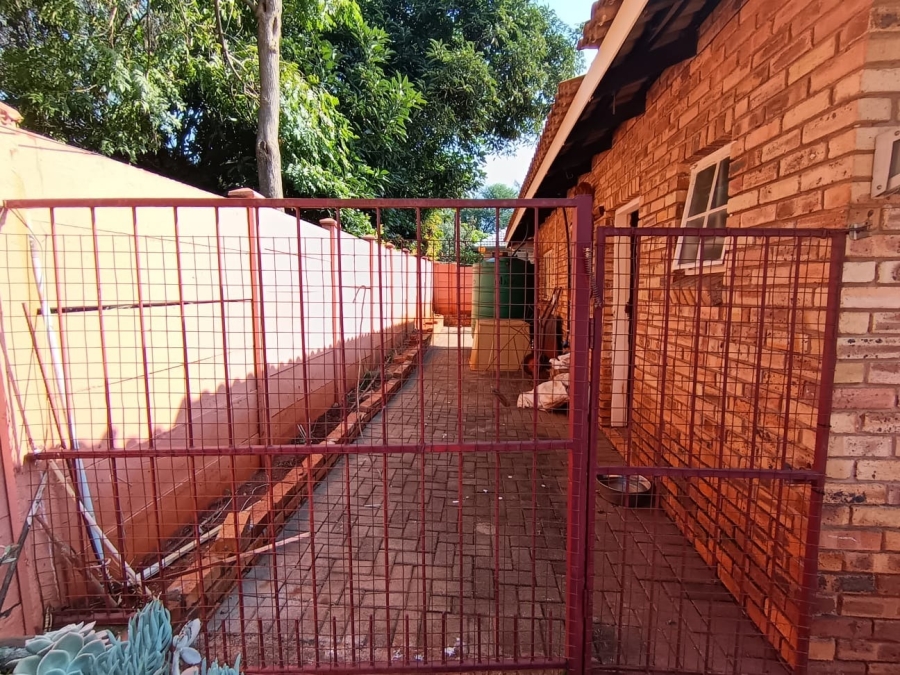 4 Bedroom Property for Sale in Cashan North West
